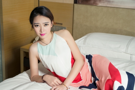 草莓视频向日葵视频绿巨人安卓截图3