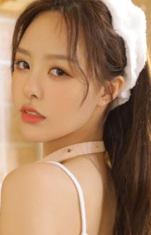 一个人看的WWW片免费高清中文无限制版截图1