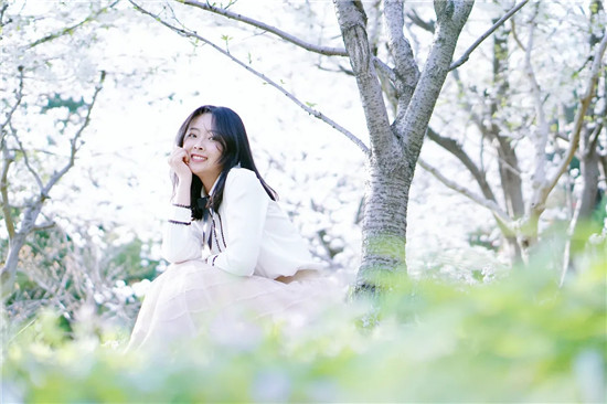 茄子短视频app跟抖音有点像的解锁截图3