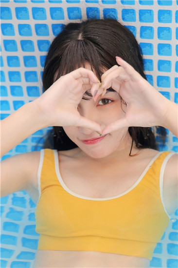 草莓视频榴莲视频绿巨人视频完整版截图3