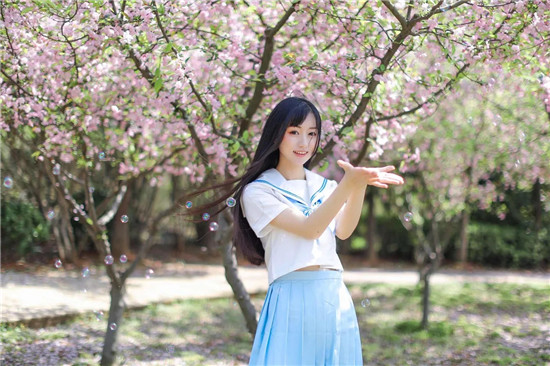 草莓视频小猪视频鸭脖视频葵花视截图2