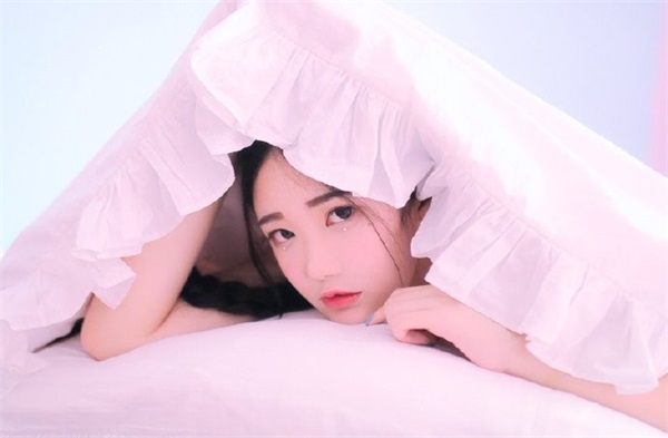 丝瓜草莓香草秋葵榴莲糖心免费版：一款支持用户们使用离线下载播放的手机软件