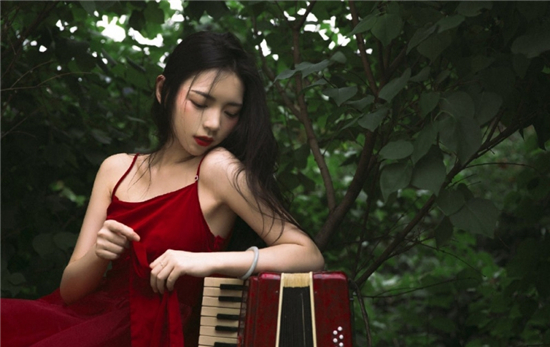 蜜柚视频在线观看免费完整版在线最新版：看视频从来不需要等待缓冲时间的播放软件！