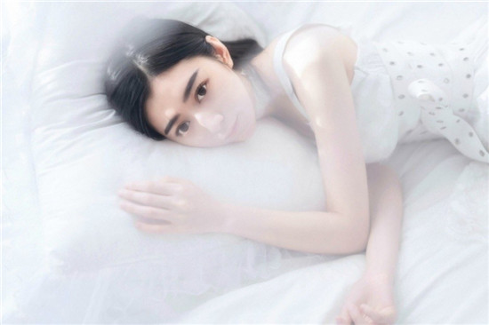 幸福宝丝瓜黄瓜秋葵草莓香蕉ios手机版：可边看边互动的视频播放软件