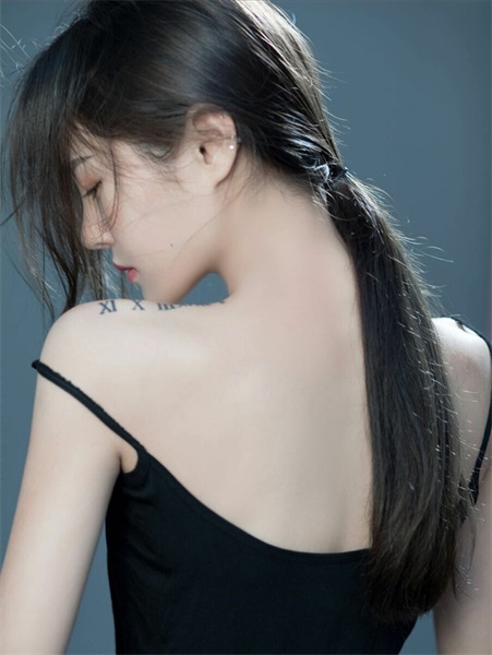 草莓视频在线观看免费高清8截图1