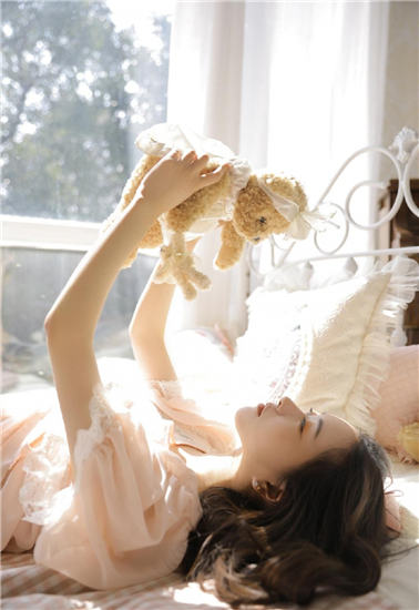 草莓丝瓜香蕉向日葵榴莲18岁污污免费无限看版下载截图3