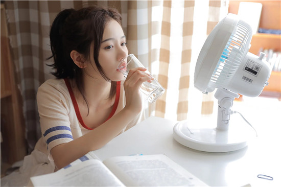 芭乐丝瓜绿巨人草莓app大全最新版:为大家带来无限视频观看