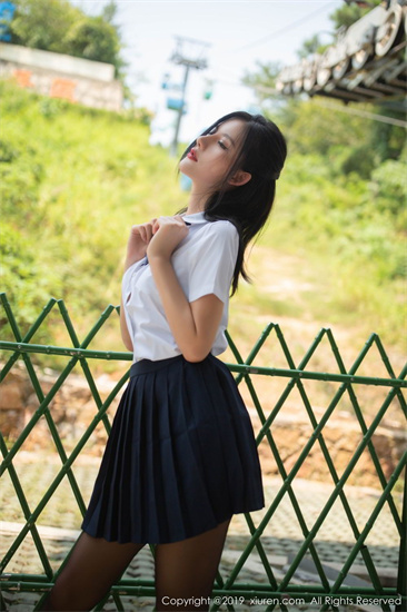 草莓视频app深夜释放自己ios截图2