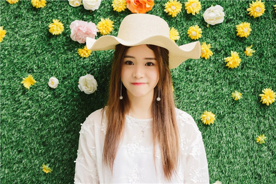 无人区免费观看完整版中文大结局平台深夜公布：上半年视频用户数量增长啦！