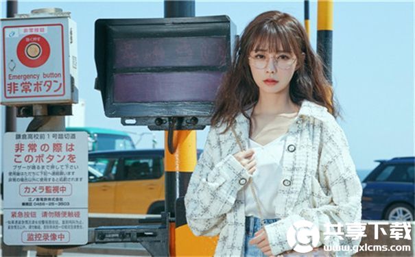 无人区一卡二卡3卡四卡里面可以任意看片，网友：汇聚海量资源