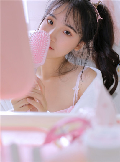 石榴丝瓜秋葵绿巨人草莓大全苹果版截图1