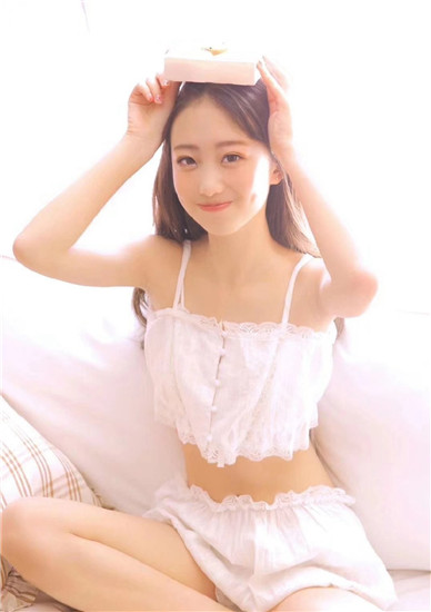 秋葵丝瓜草莓绿巨人最新版截图2