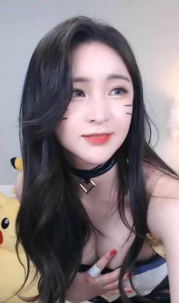 夜色直播88388z下载污截图1