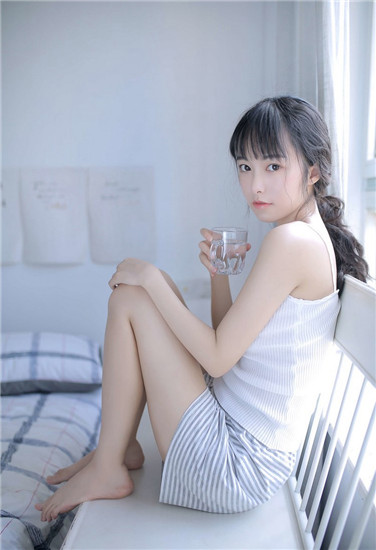 小小的日本在线观看视频截图4