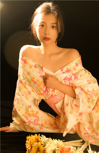 鸭脖视频草莓视频免费截图4