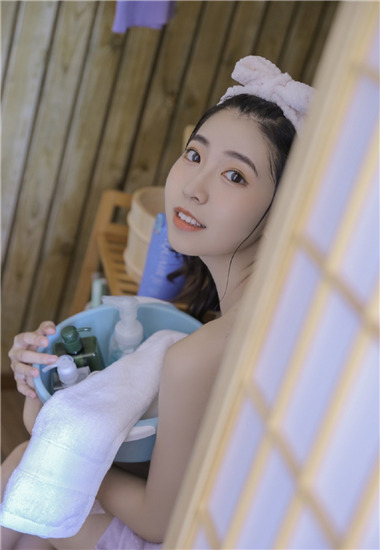 草莓香蕉秋葵菠萝蜜黄瓜丝瓜榴莲精简版截图2