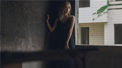 榴莲草莓视频黄丝瓜芭乐秋葵免费版2024：为用户们带来了超舒适体验的播放软件