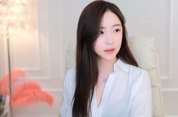 网友爆料草莓香蕉樱桃黄瓜丝瓜榴莲苹果已经停运,平台表示:还在,请停止造谣